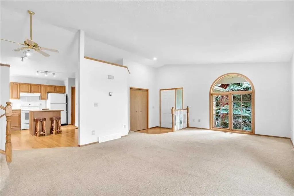 28 Hunters Crescent