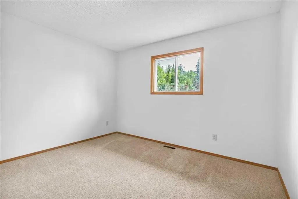 28 Hunters Crescent