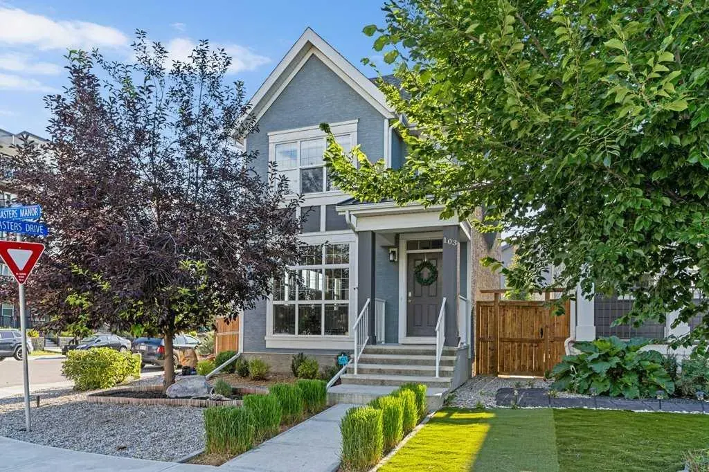 103 Masters Manor SE