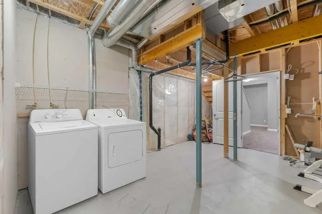 103 Masters Manor SE