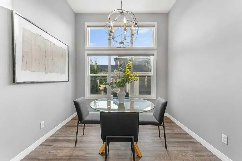 103 Masters Manor SE