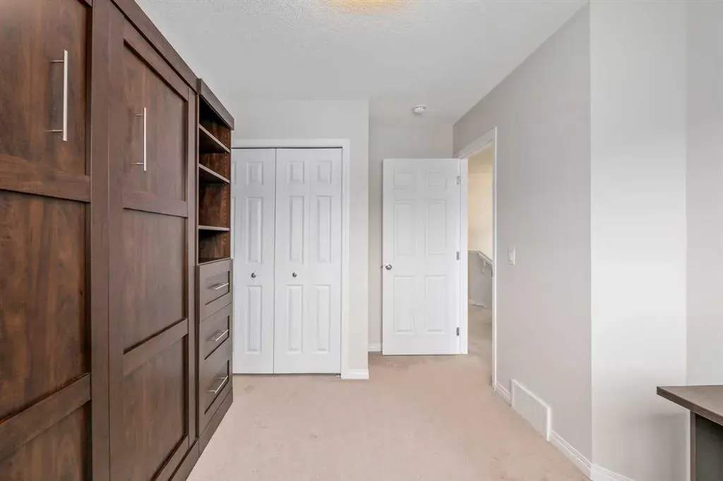 53 Masters Street SE