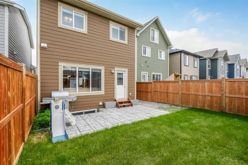 53 Masters Street SE