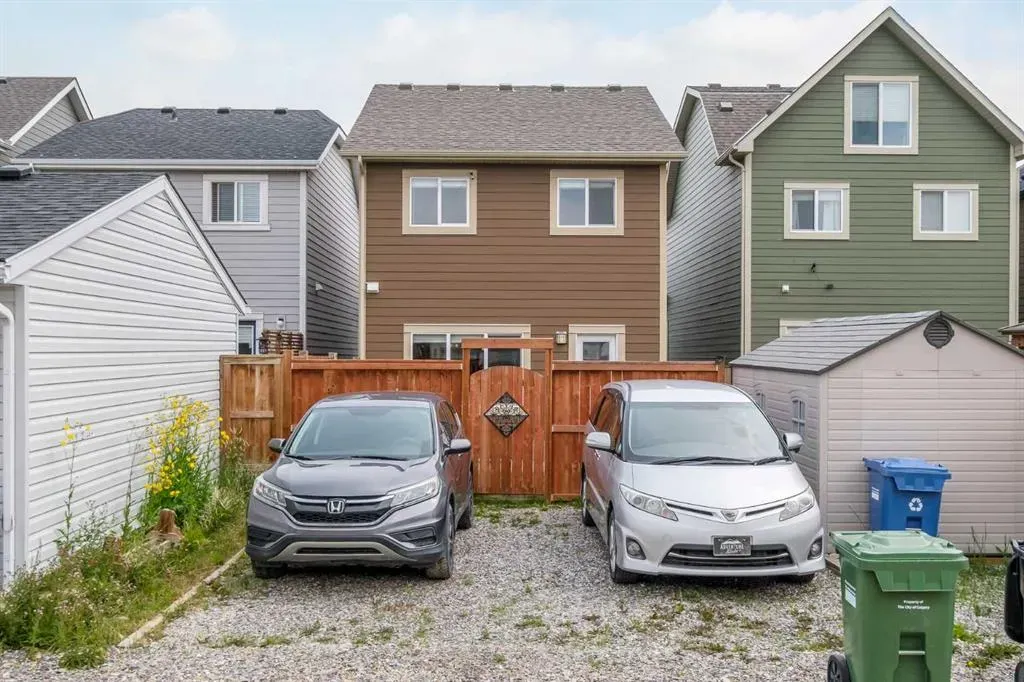 53 Masters Street SE