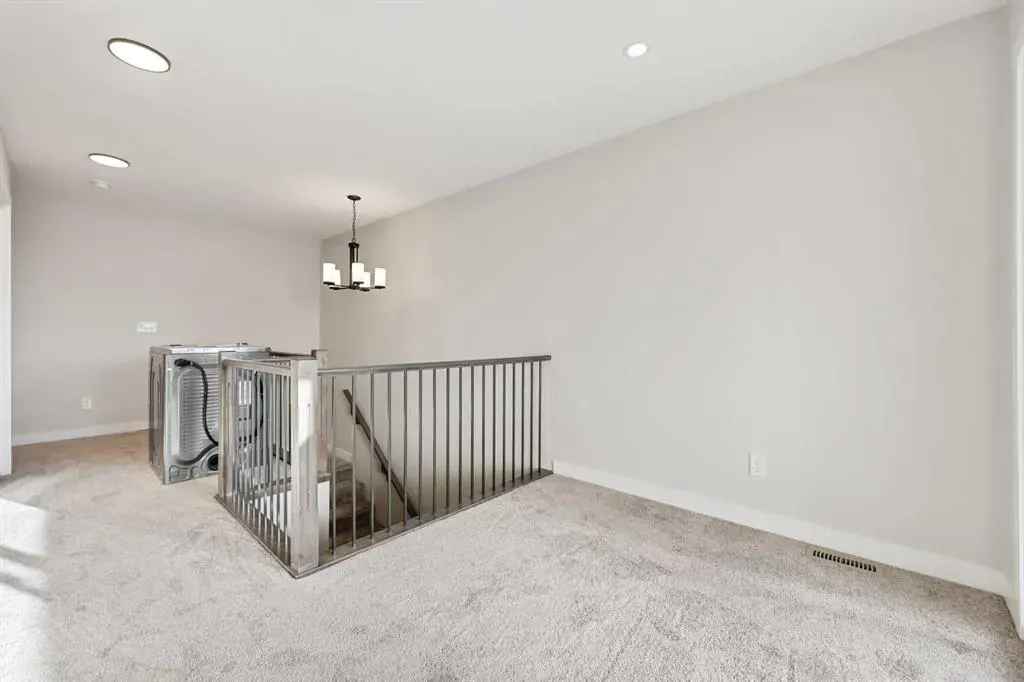 2194 Bayview Drive SW