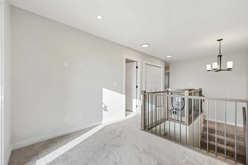 2194 Bayview Drive SW