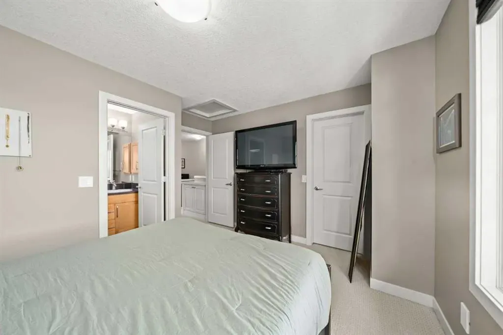 222 Aspen Hills Villas SW