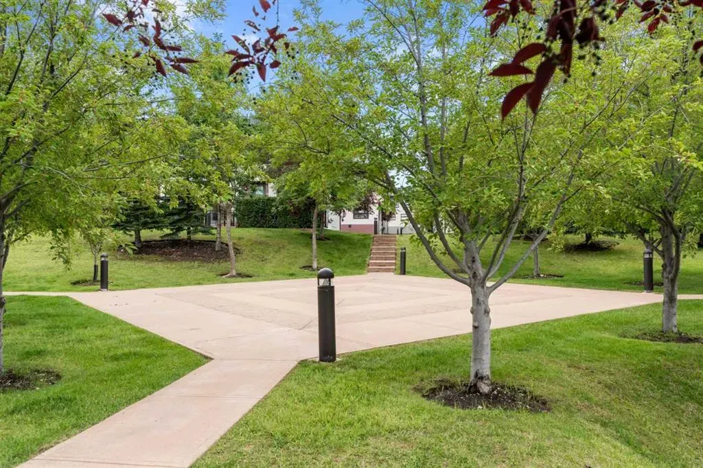 222 Aspen Hills Villas SW