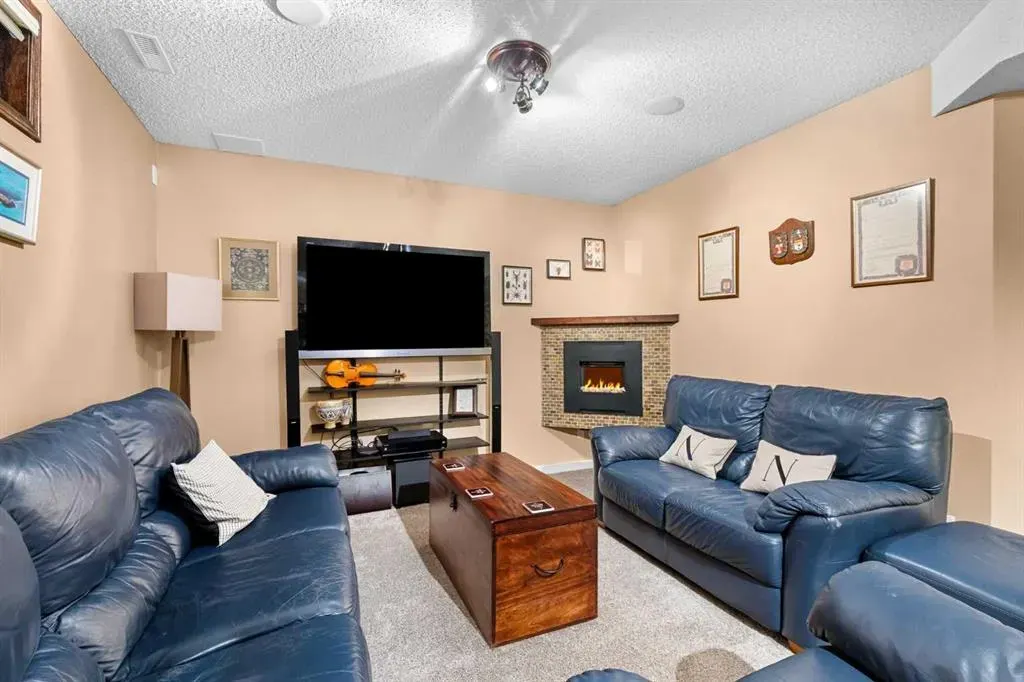 69 Gleneagles Close
