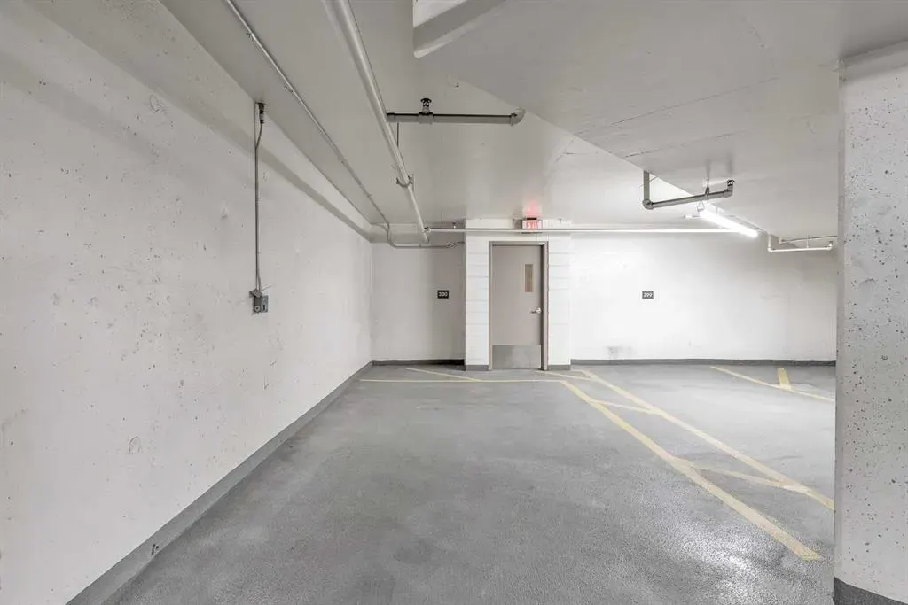 225 11 Avenue SE, #2008