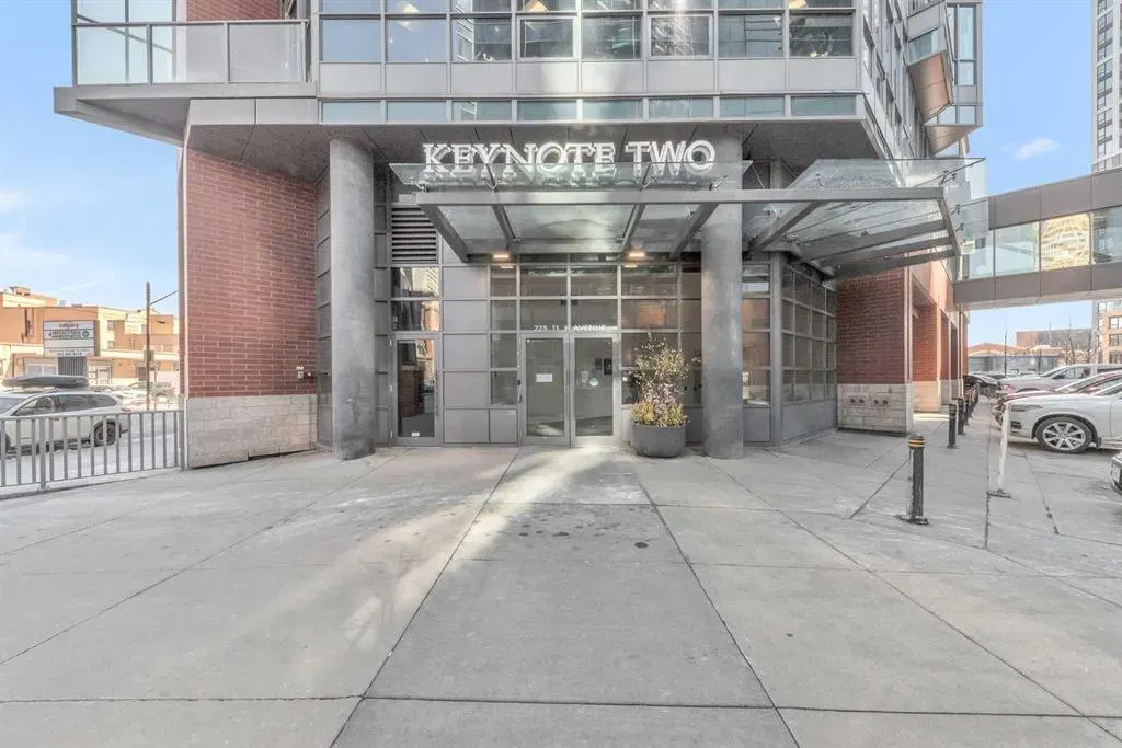 225 11 Avenue SE, #2008
