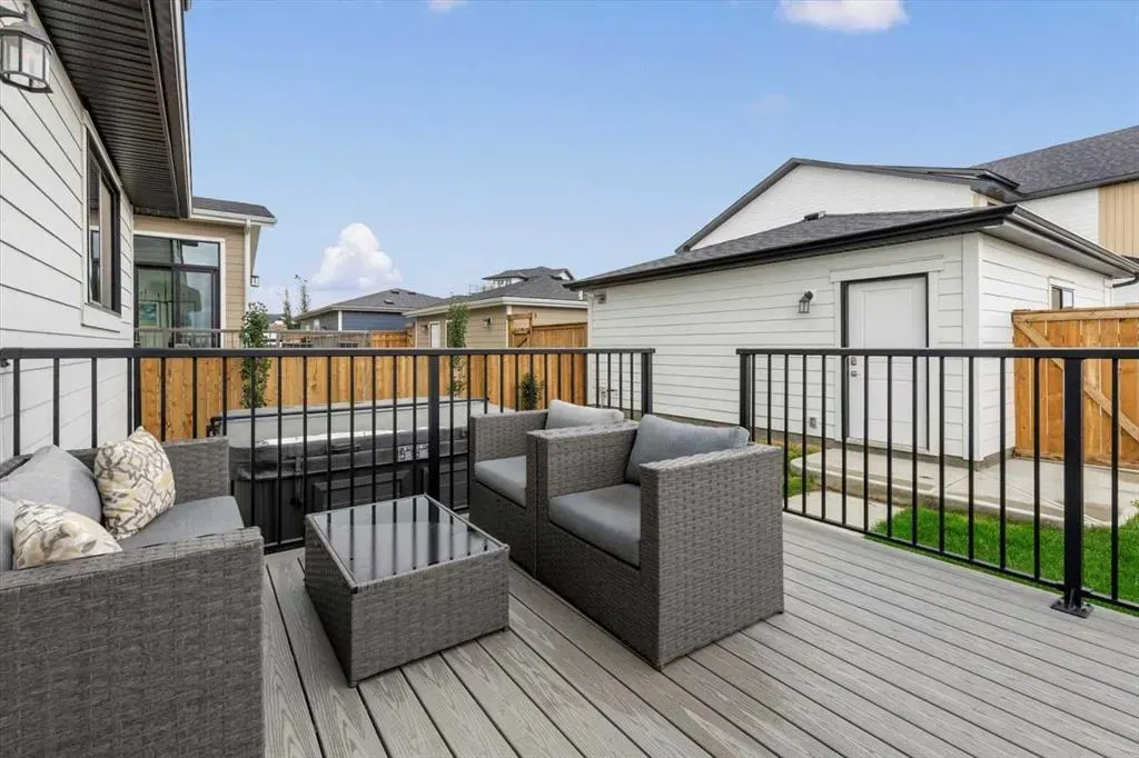 256 Grayling Common