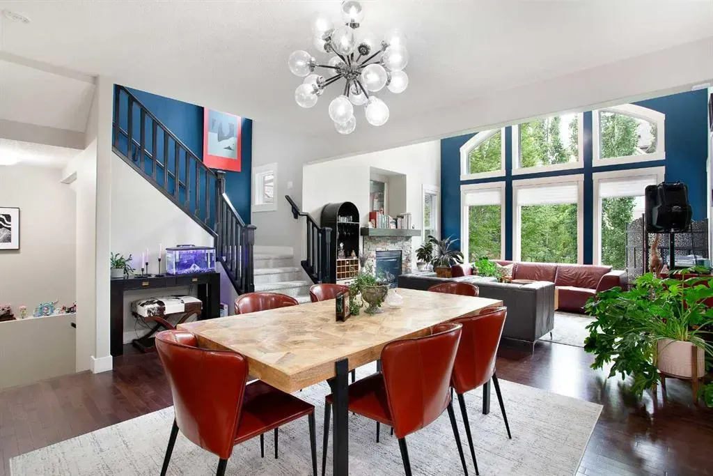 216 Mahogany Bay SE