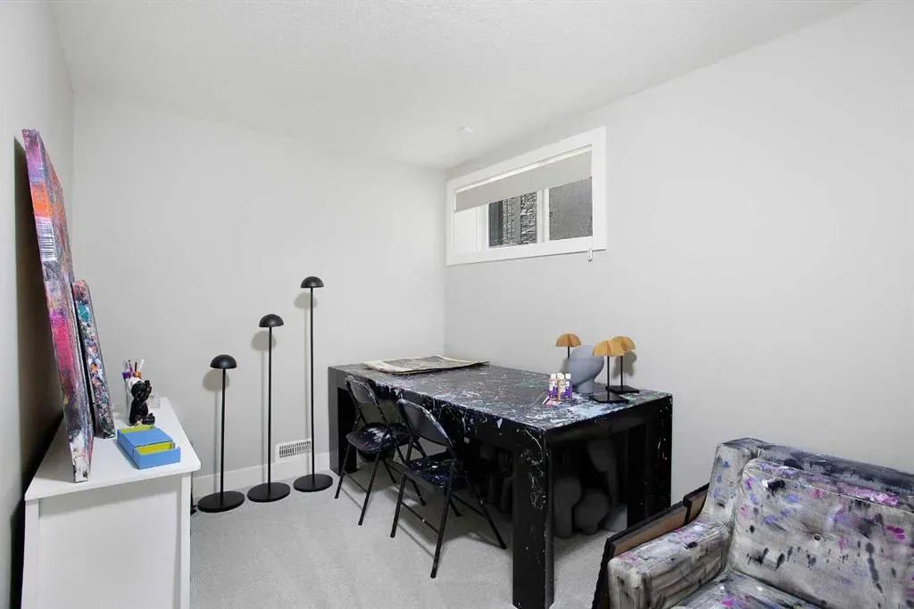 216 Mahogany Bay SE