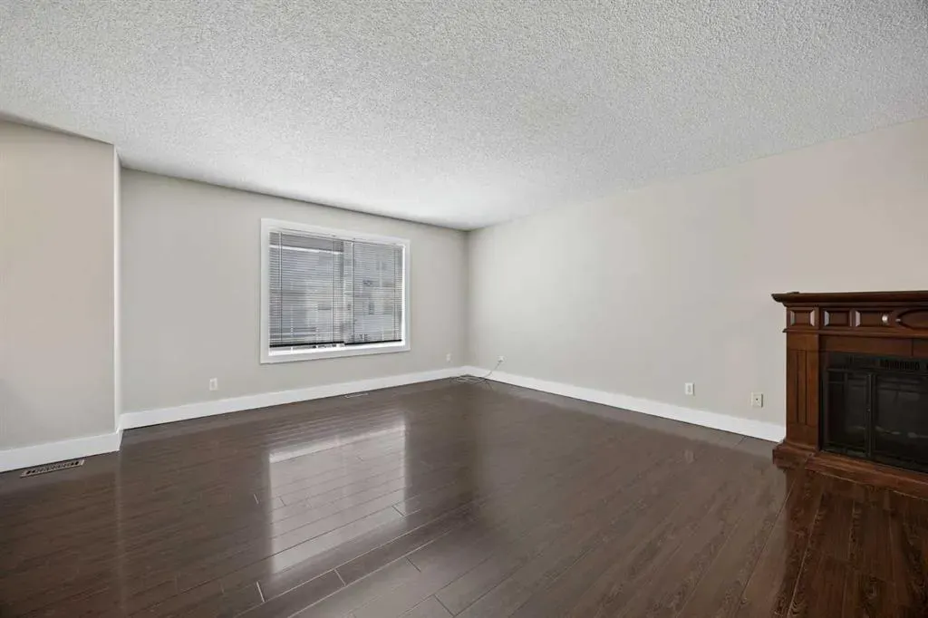 120 Prestwick Acres Lane SE