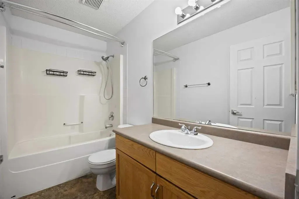 120 Prestwick Acres Lane SE