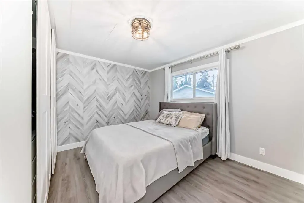 3 Hyslop Drive SW