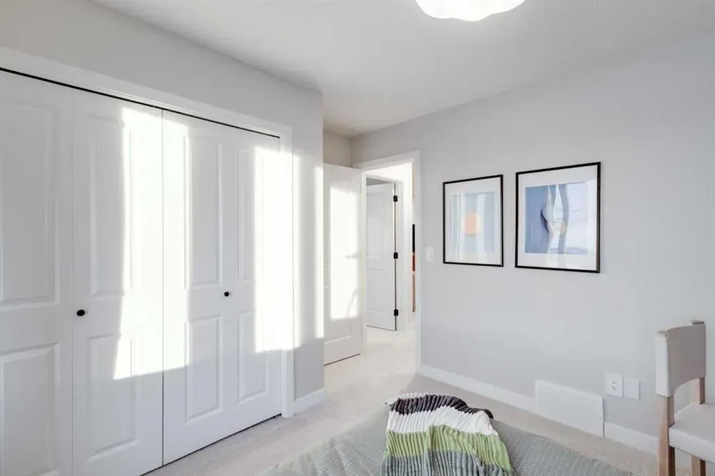 112 Sundown Crescent
