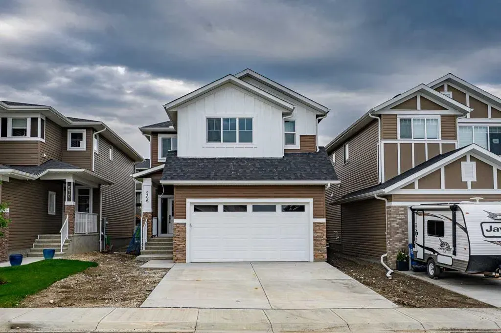 566 Rivercrest View