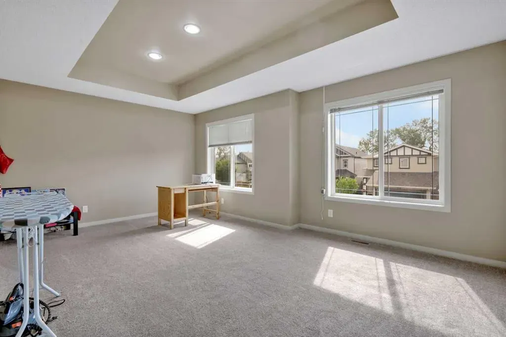164 REUNION Grove NW