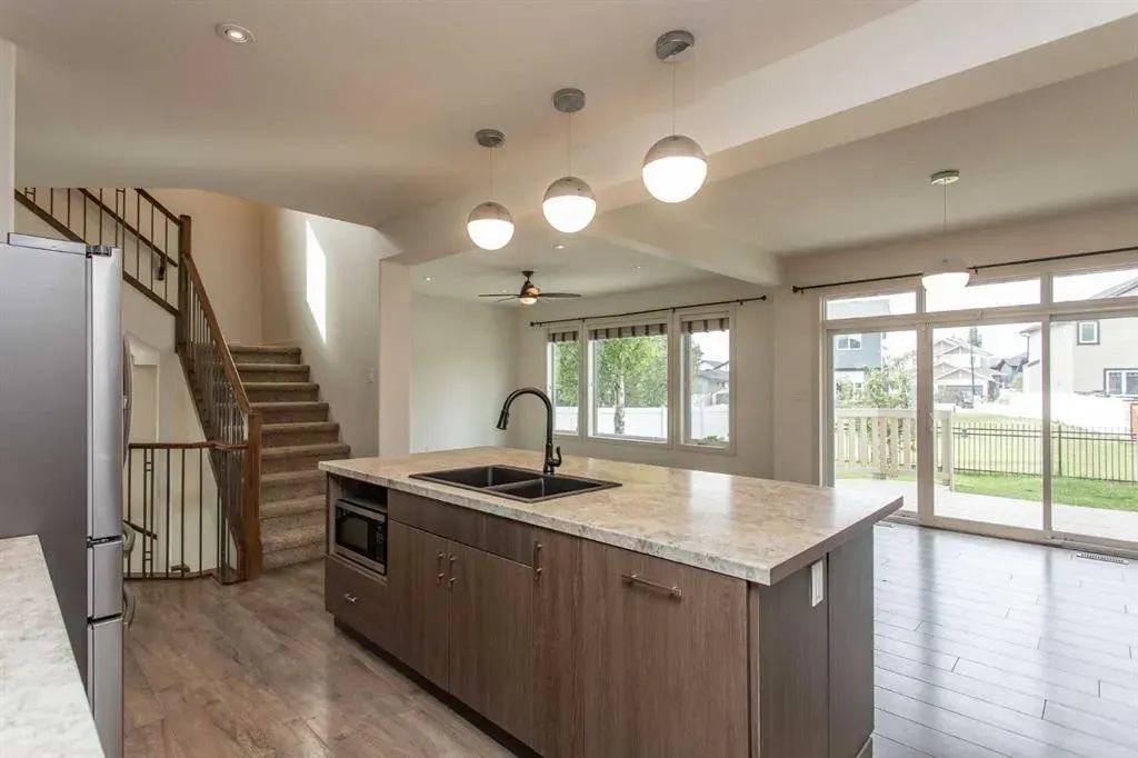 26 Vienna Close
