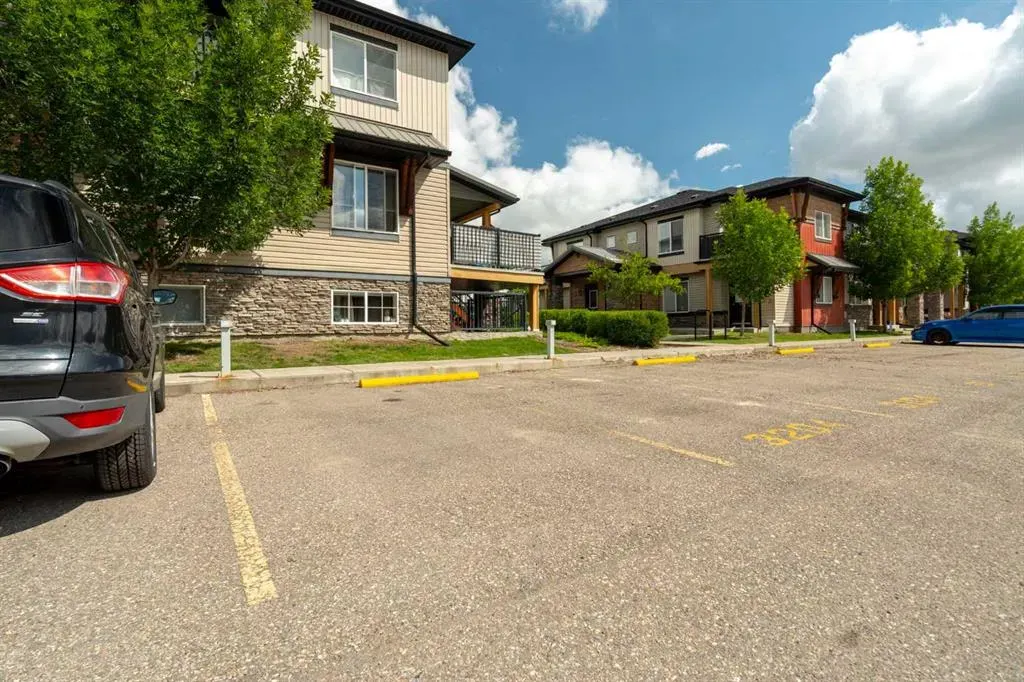 2781 Chinook Winds Drive SW, #3304