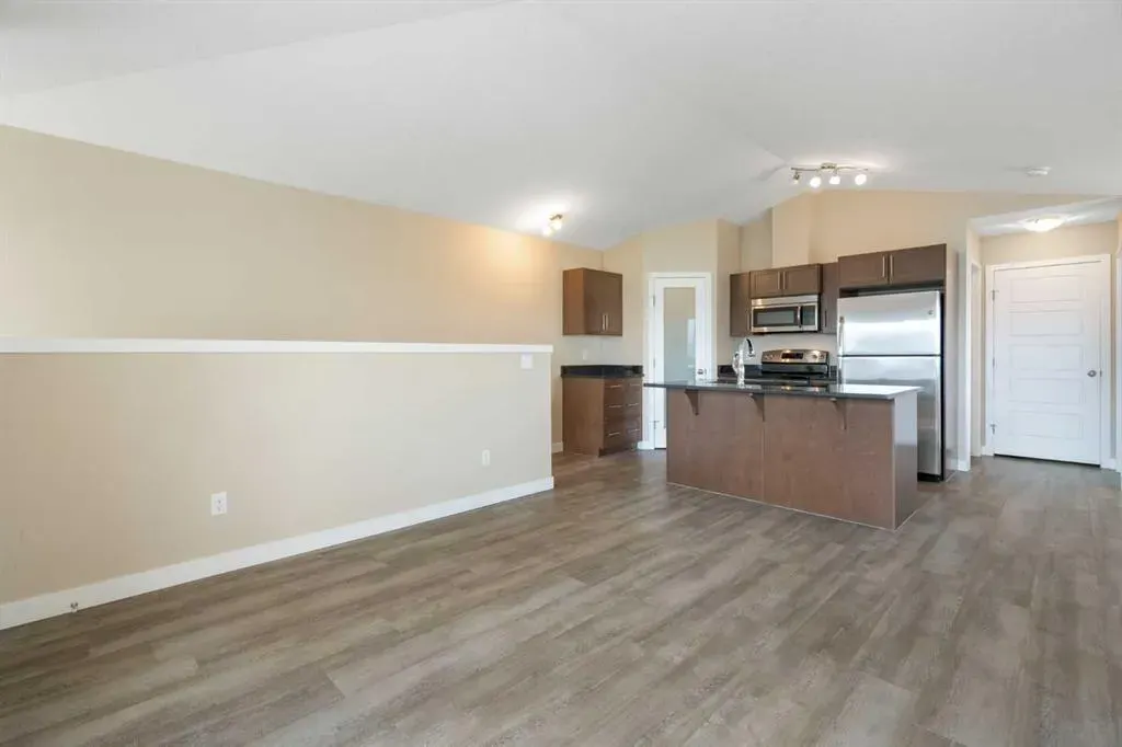 2781 Chinook Winds Drive SW, #3304