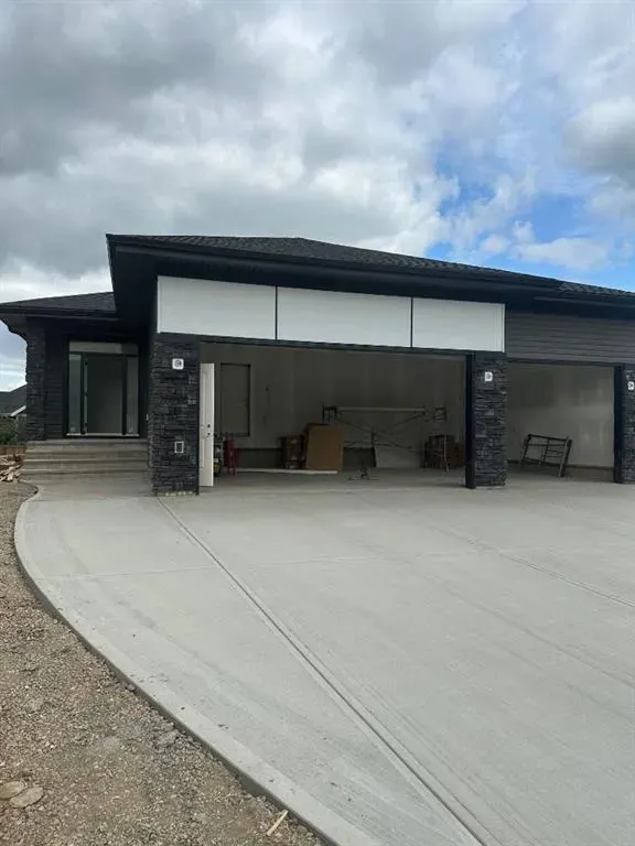 120 Beaconview Place