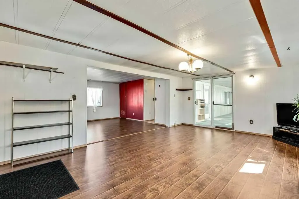 812 Bayview Crescent