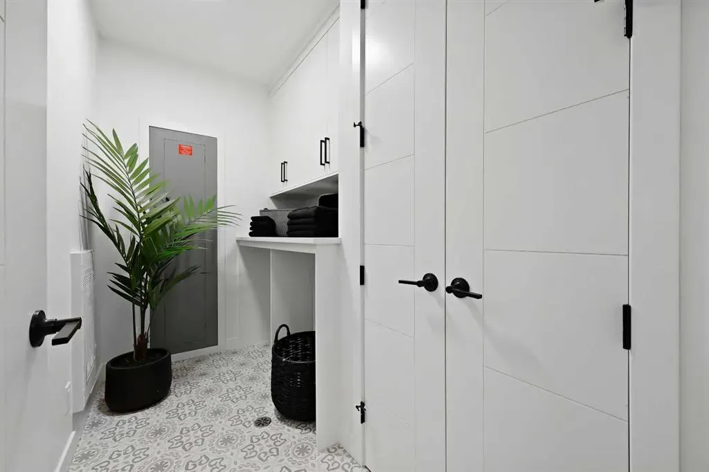 160 Marina Cove SE, #101