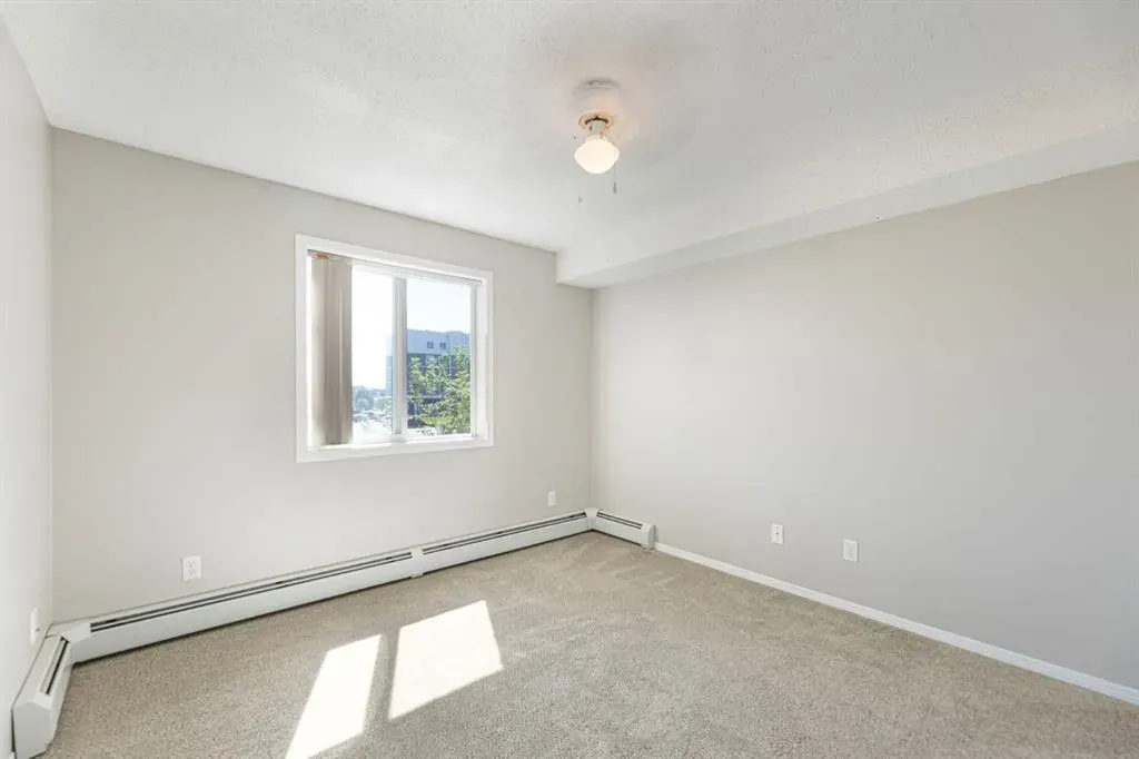 505 Railway Street W, #1206