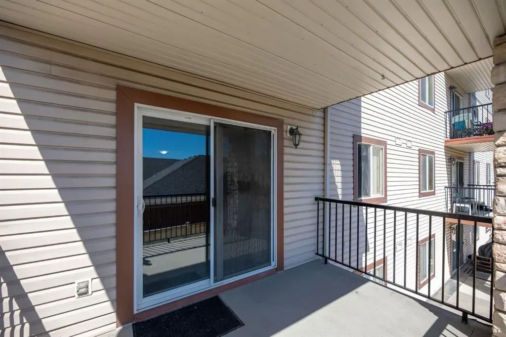 505 Railway Street W, #1206