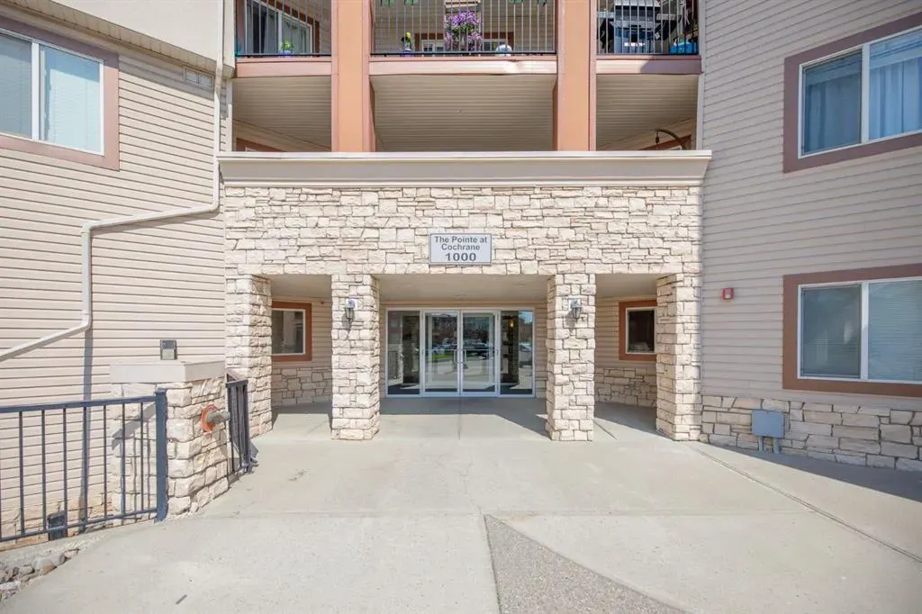 505 Railway Street W, #1206