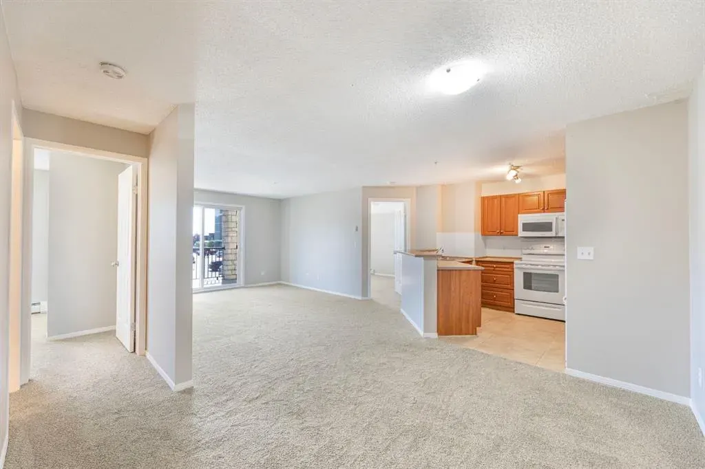 505 Railway Street W, #1206