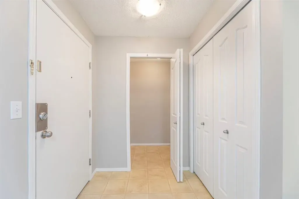 505 Railway Street W, #1206