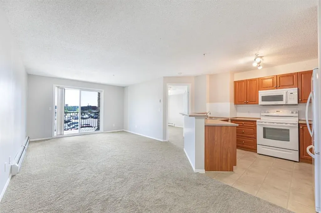 505 Railway Street W, #1206