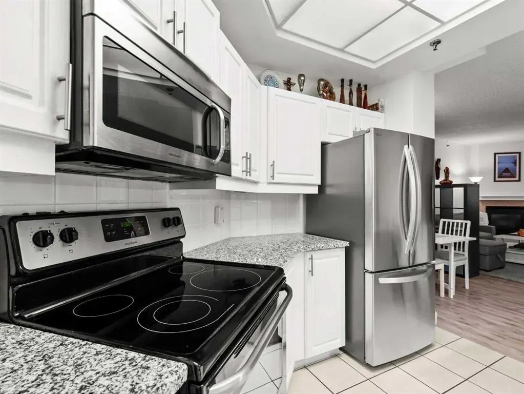 820 15 Avenue SW, #105