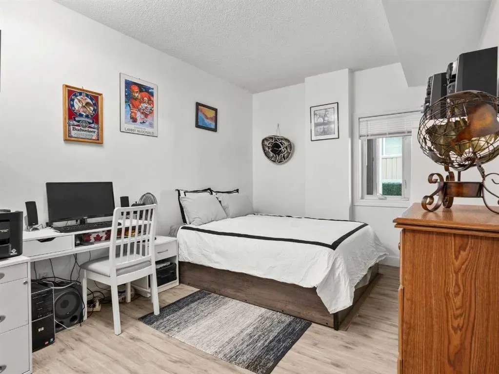 820 15 Avenue SW, #105