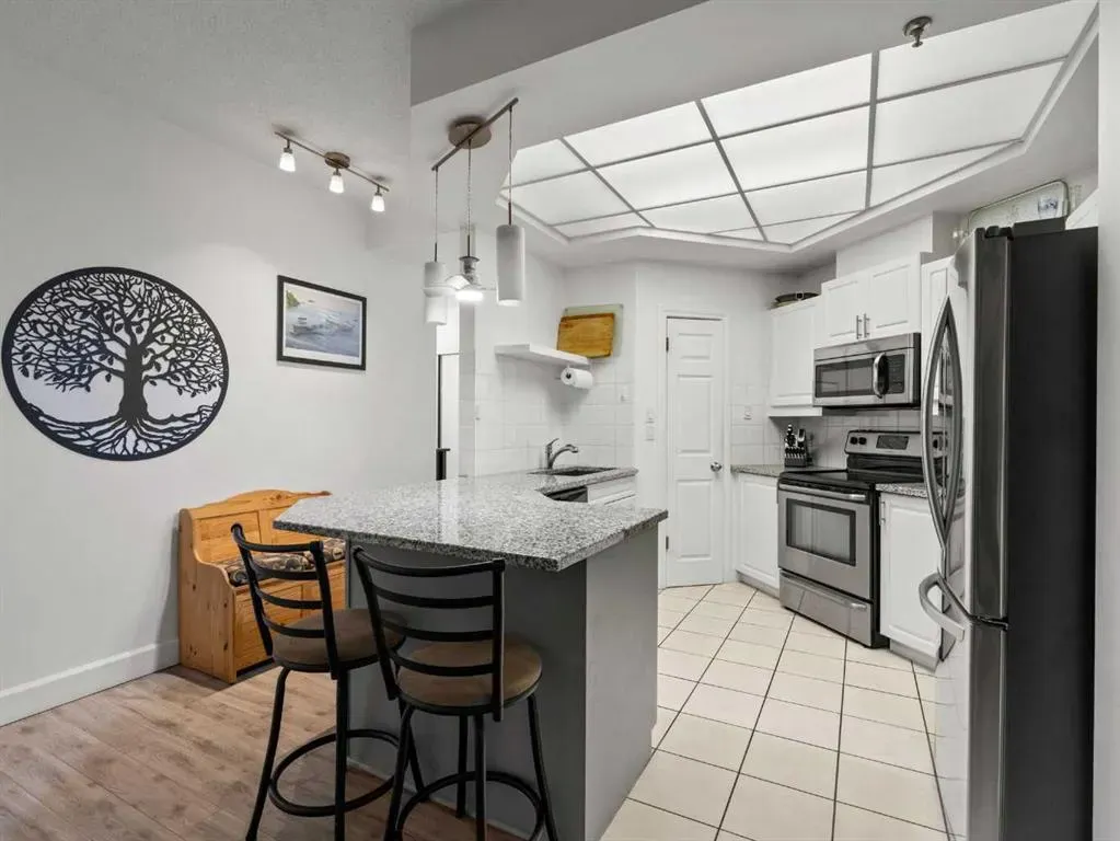 820 15 Avenue SW, #105
