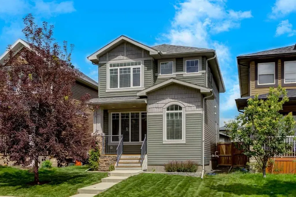 372 Evanspark Gardens NW