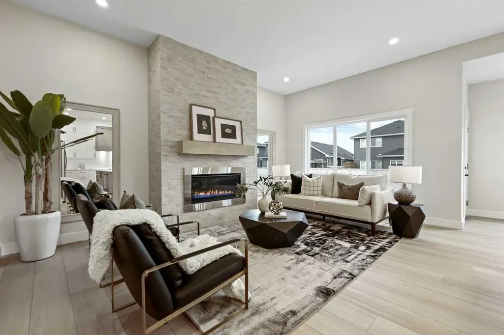 528 Baywater Manor SW