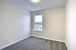 117 Cobblestone Gate SW