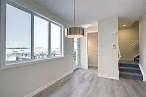 117 Cobblestone Gate SW