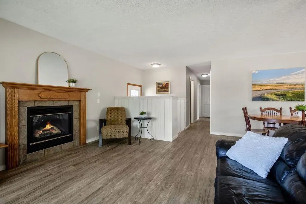 150 Willow Ridge Crescent
