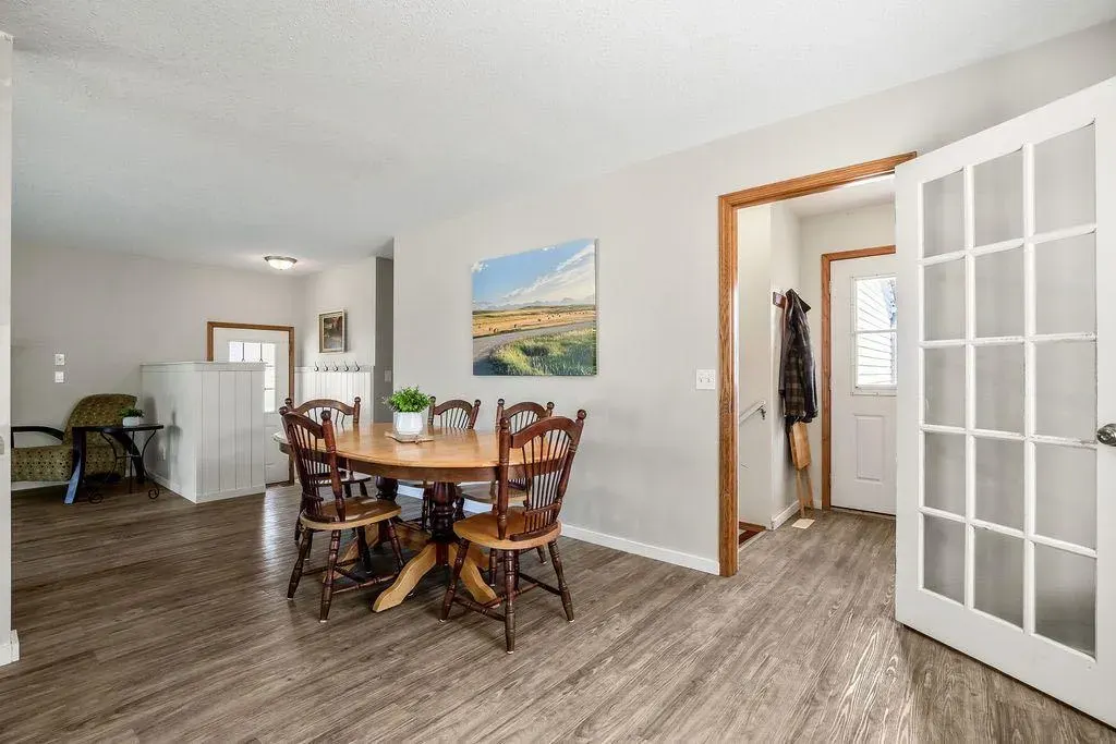 150 Willow Ridge Crescent