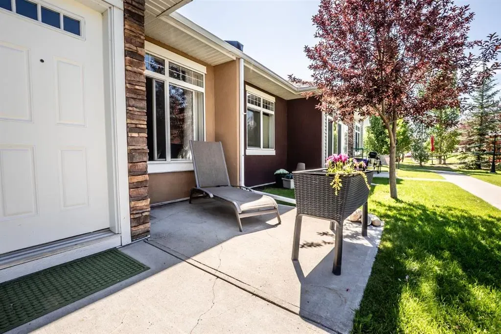 206 Sunvale Crescent NE