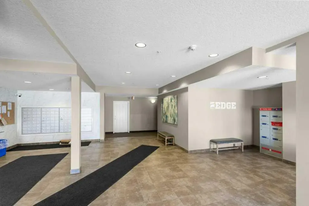 604 East Lake Boulevard NE, #2418