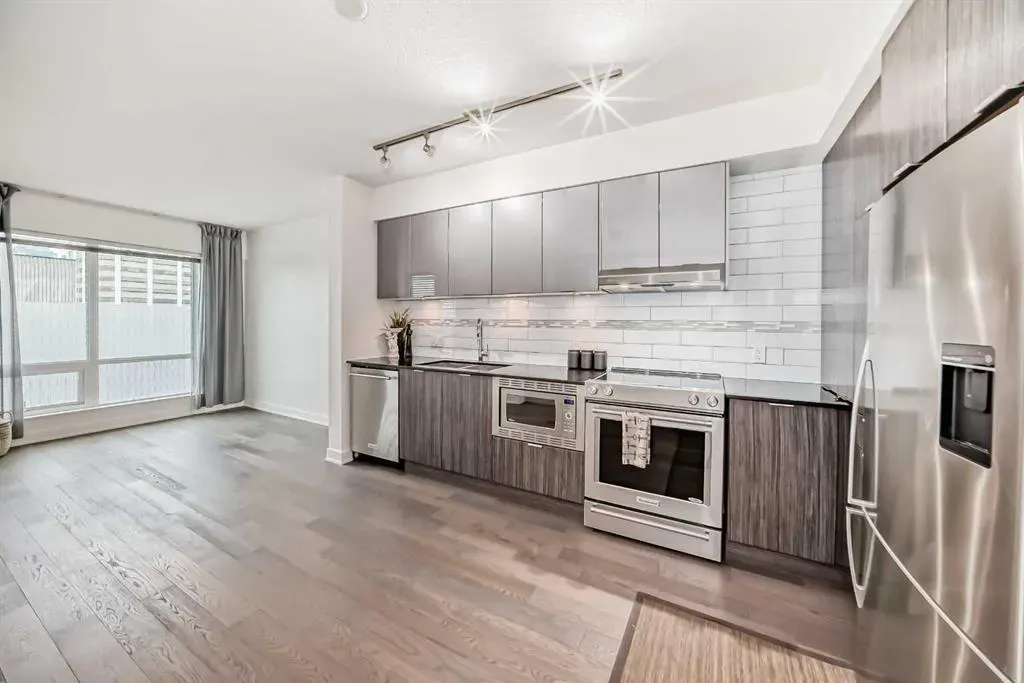 930 6 Avenue SW, #2107