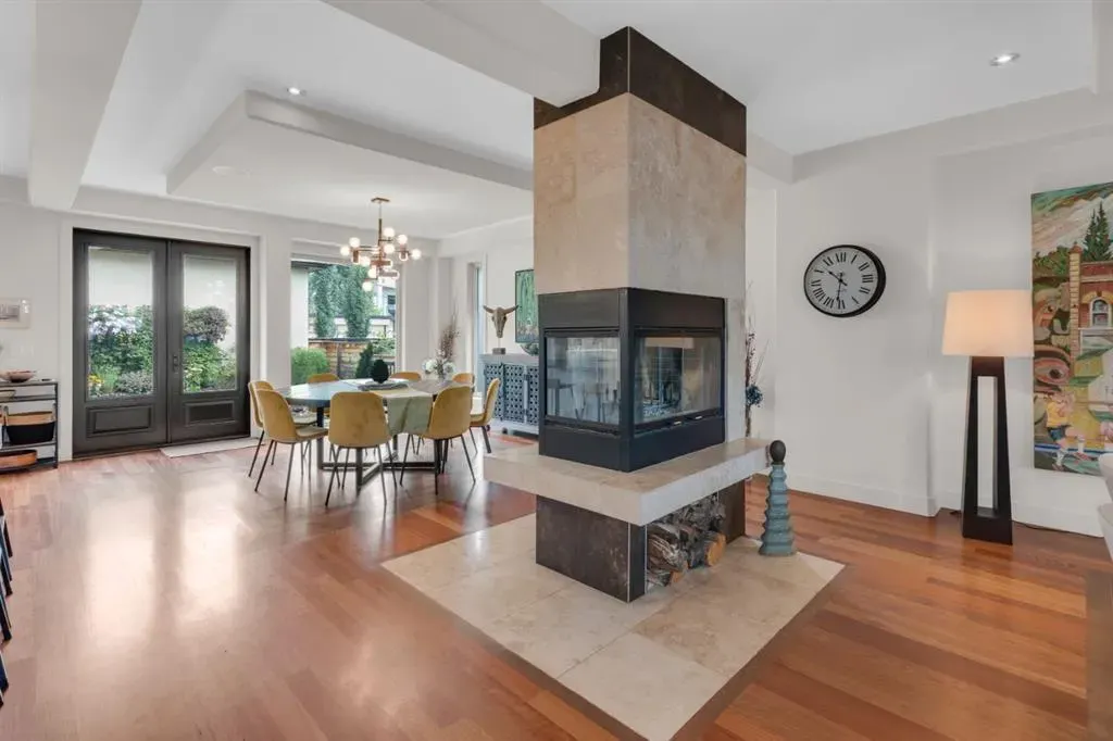 2014 30 Avenue SW