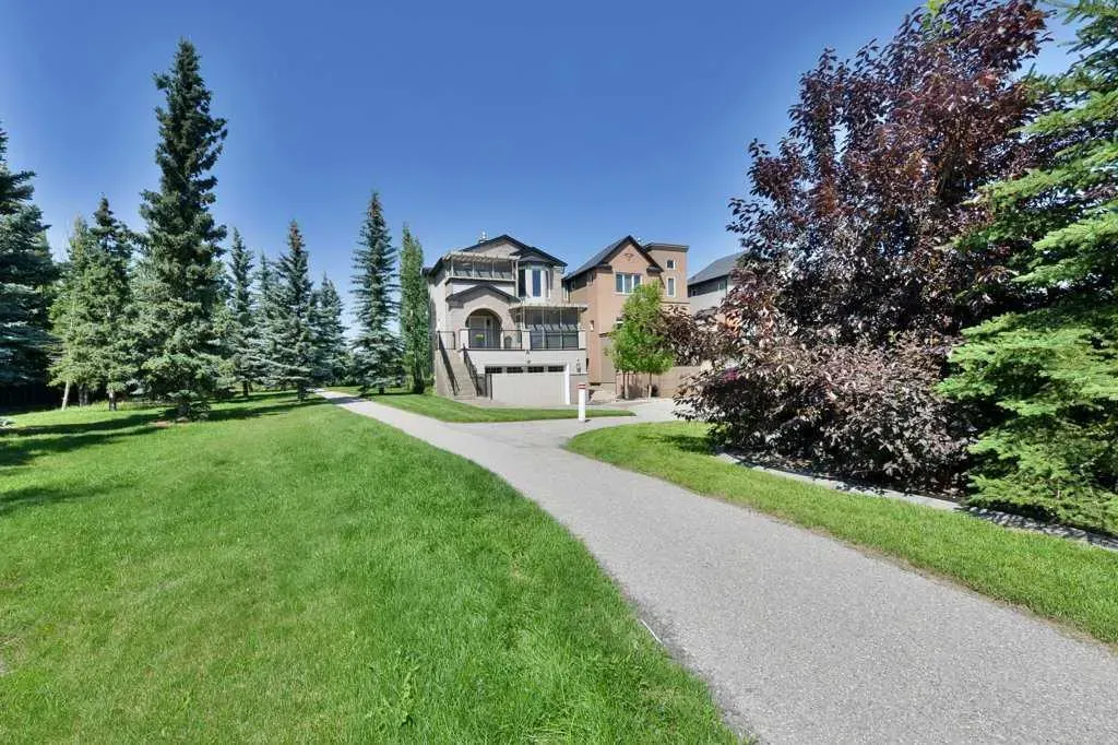 64 Aspen Meadows Green SW